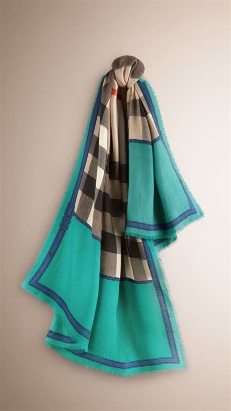 écharpes burberry femme|burberry scarf wool cashmere.